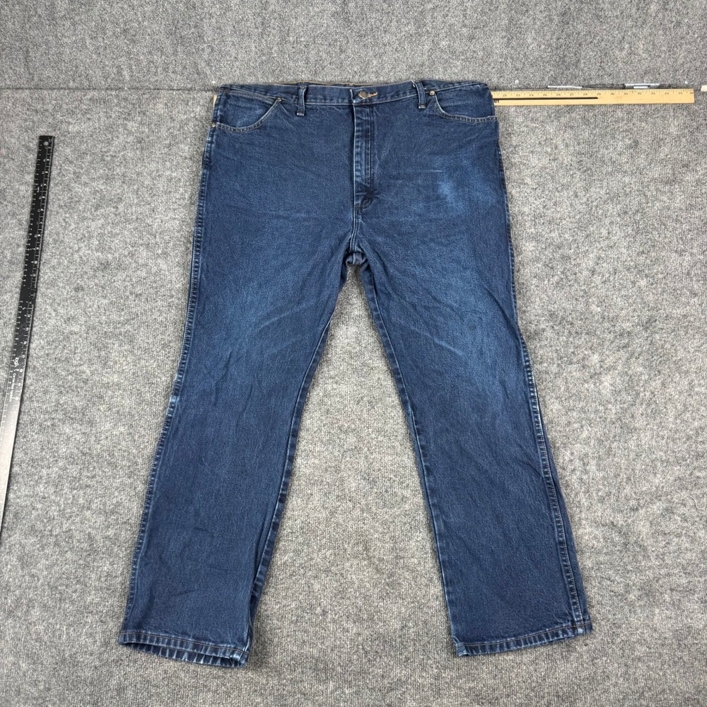 Wrangler Jeans Mens Size 40x30 Blue Straight Leg Relaxed Fit Denim Workwear
